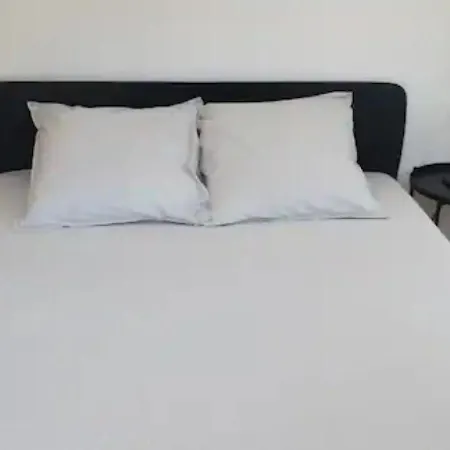 4 P Neuf Dans De , Clim, Parking, Jardin Apartment Saint-Laurent-du-Var