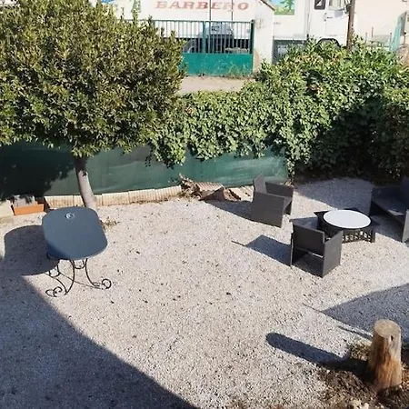 4 P Neuf Dans De , Clim, Parking, Jardin * 생로랑뒤바르